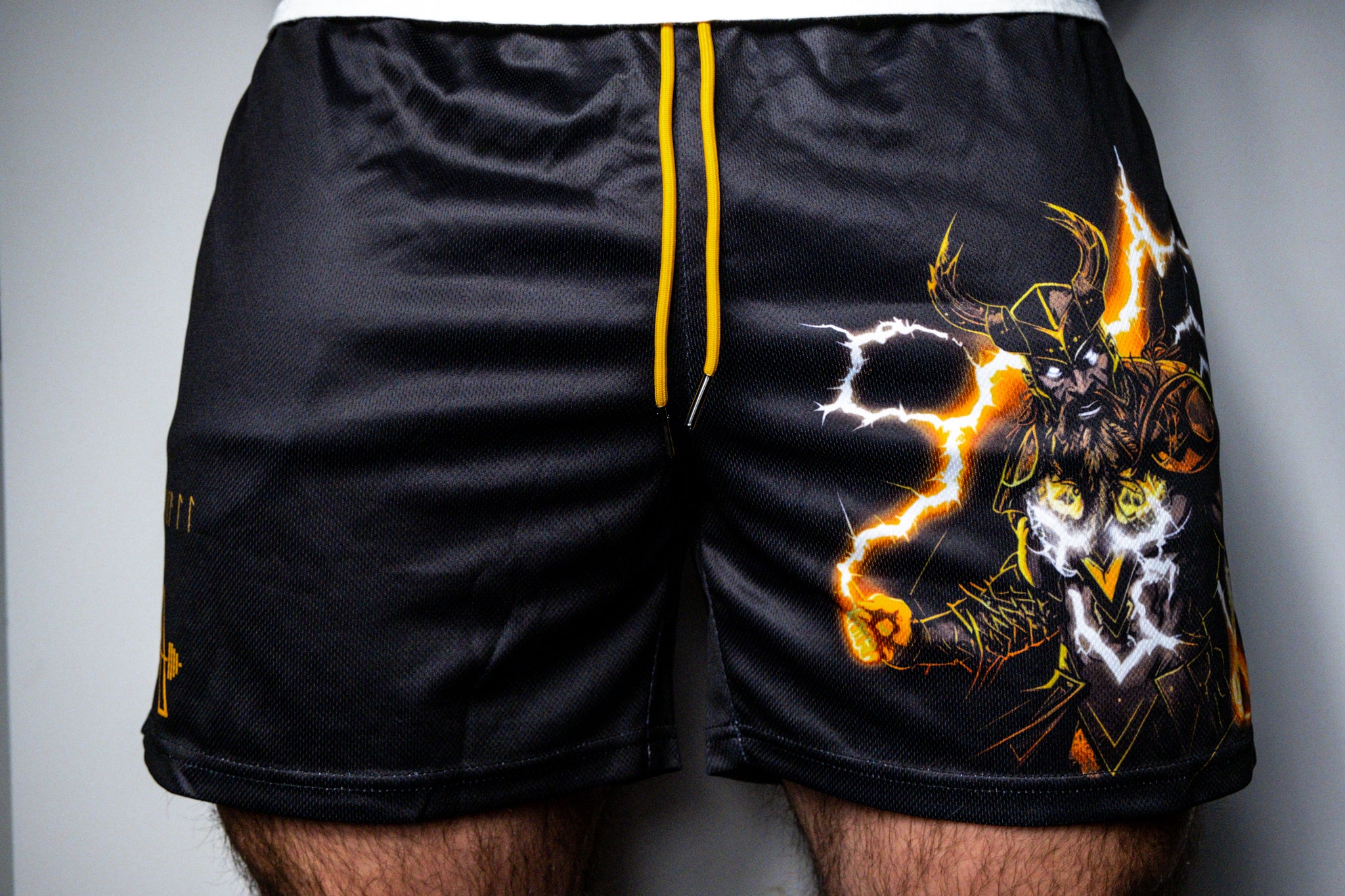 Ultimate fitness shorts built to make you look good while performing your best in the gym. Comfortable to rock during deadlifts and on a casual night out, these 5 inch inseam shorts are perfect for all occasions.